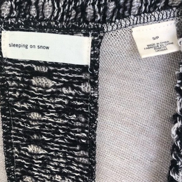 Sleeping On Snow Cardigan - Picture 2 of 14